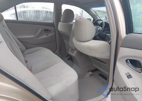 2011 Toyota Camry Le z USA, uszkodzony, nr VIN 4T1BF3EK3BU685203